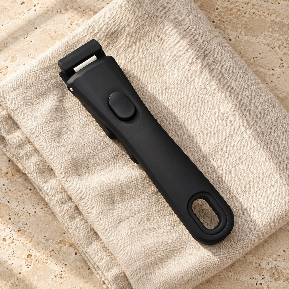 One handle.
